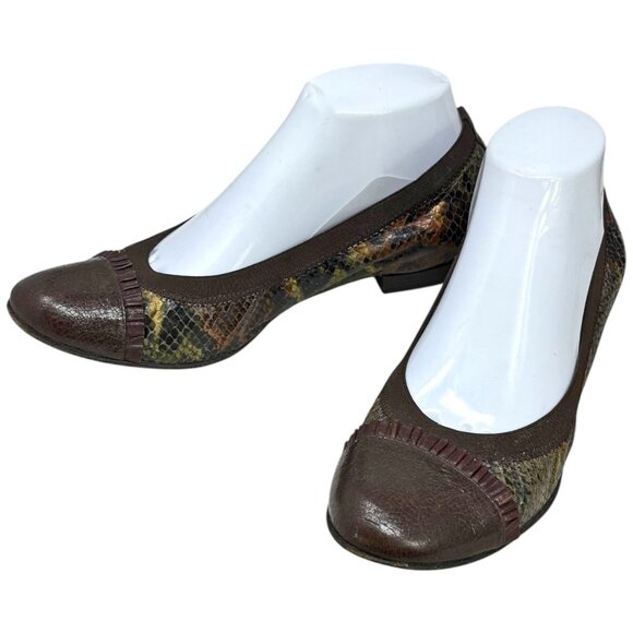 Anyi Lu Brown Snake Embossed Cap Toe Ballet Flats - Picture 9 of 11